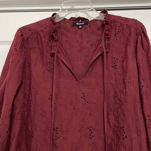 EUC Madewell Maroon Ruffle Puff Sleeve Eyelet Top Blouse Women's Size XL - Picture 5 of 10